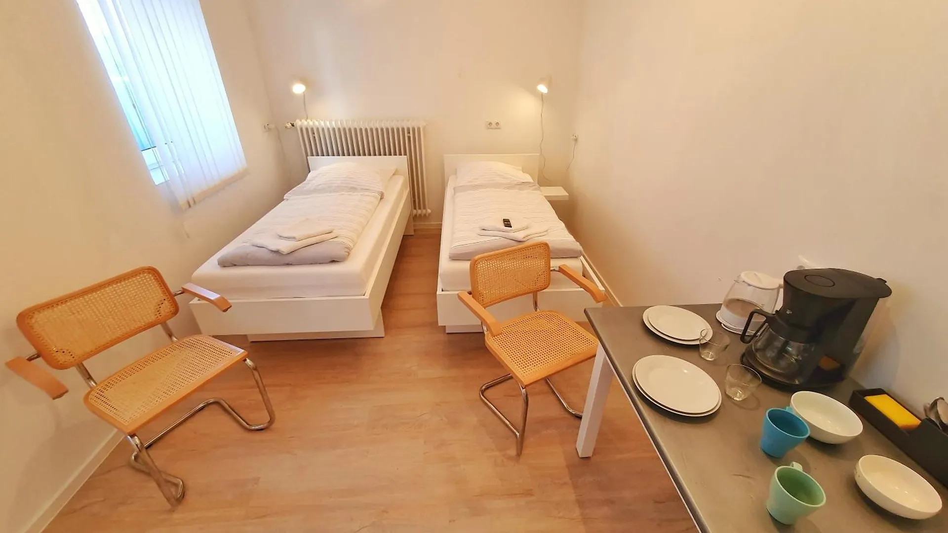 Aparthotel B & L BRE 2*,