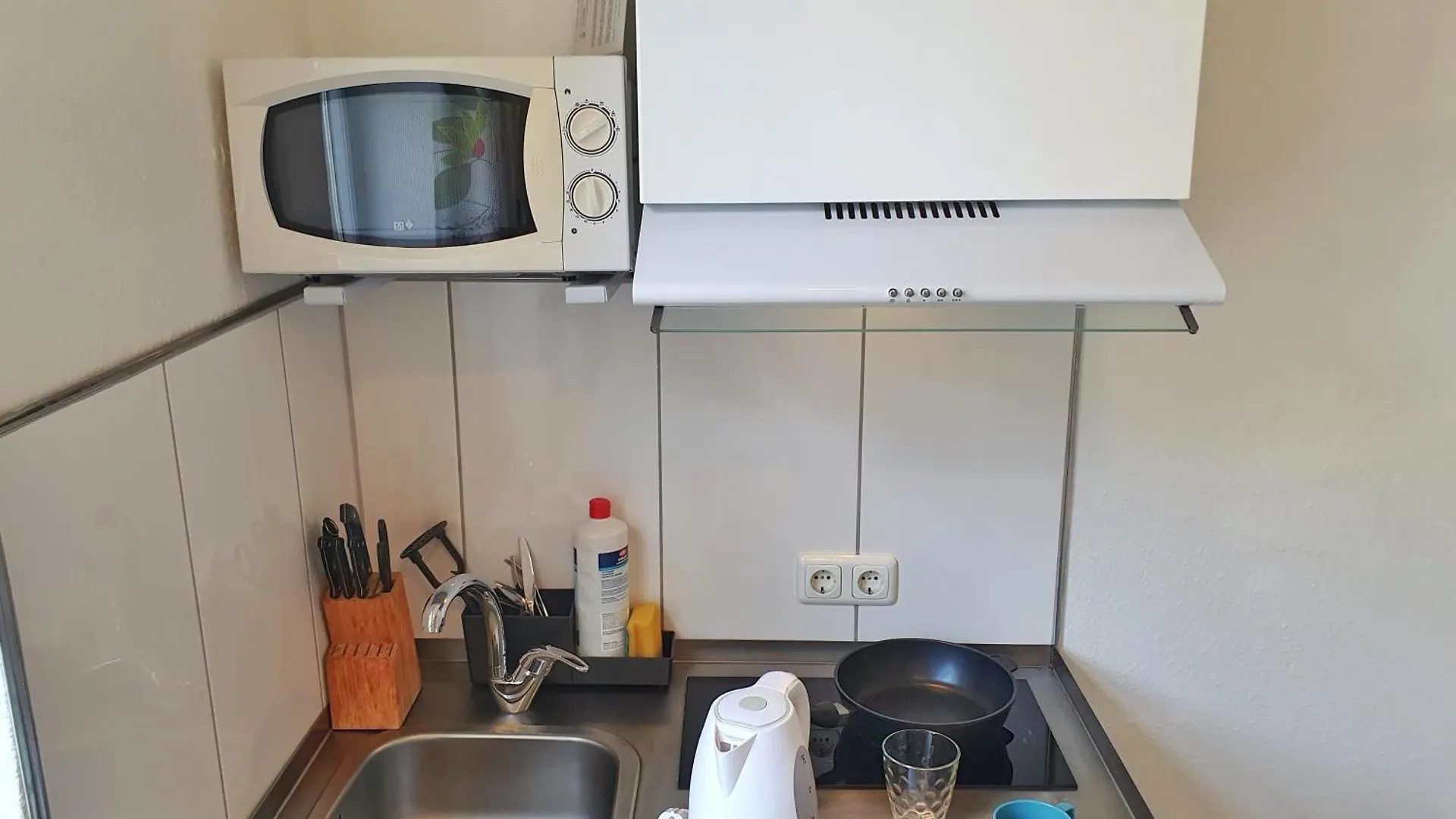 Aparthotel B & L BRE